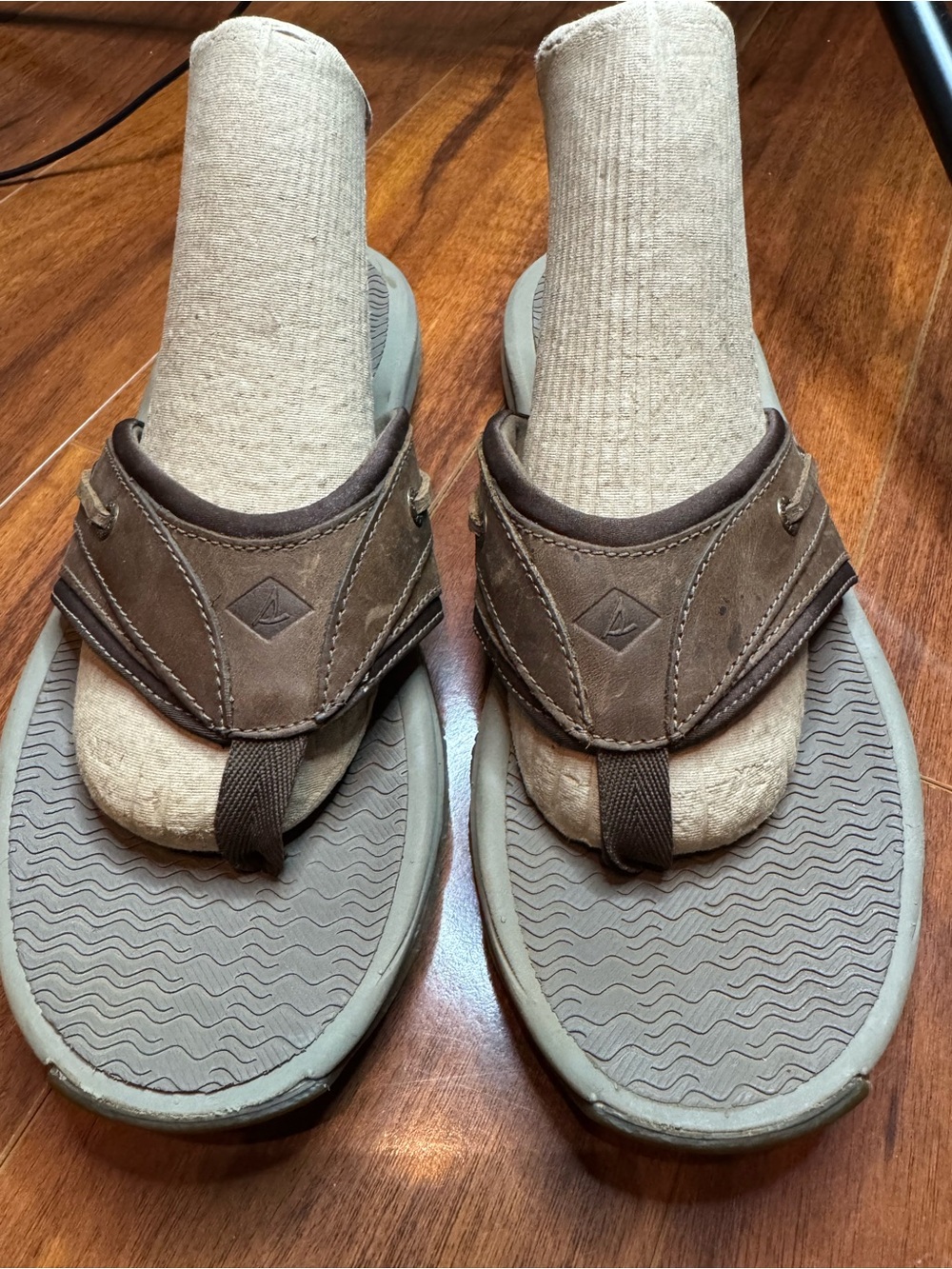 Men’s Sperry Flip Flops Sandals size 9